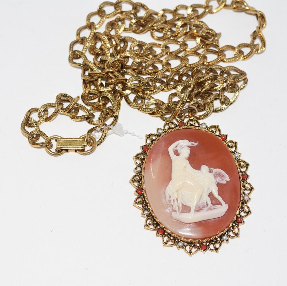 ART Lucite Carving of Victorian Revival Cameo Venus Aphrodite & Child Necklace